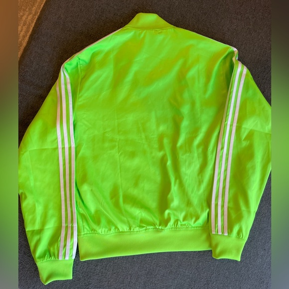 Adidas originals x Pharrell Williams Men’s Large Neon Green Track Jacket - Picture 3 of 6